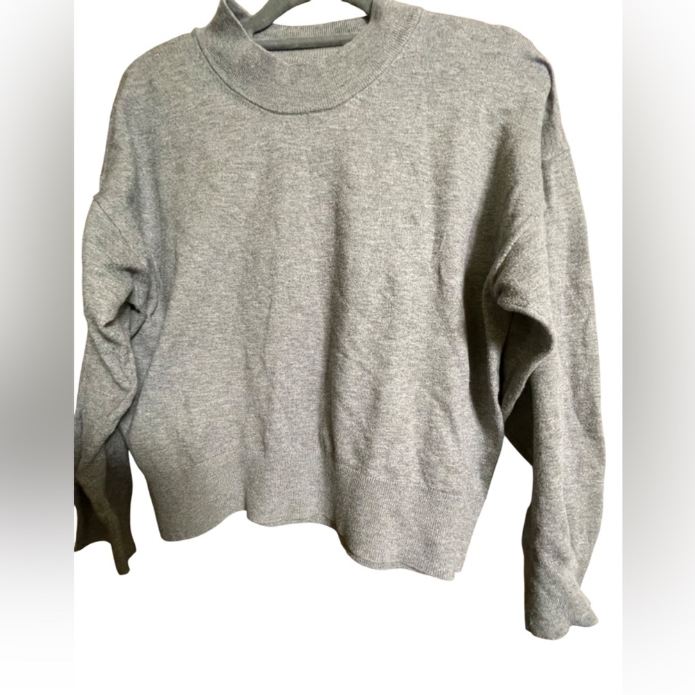 A New Day Gray Crewneck Sweater Size Large